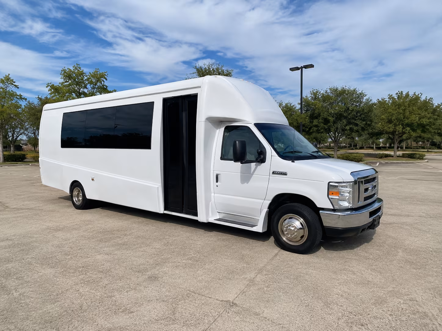 dearborn heights concert party bus rental