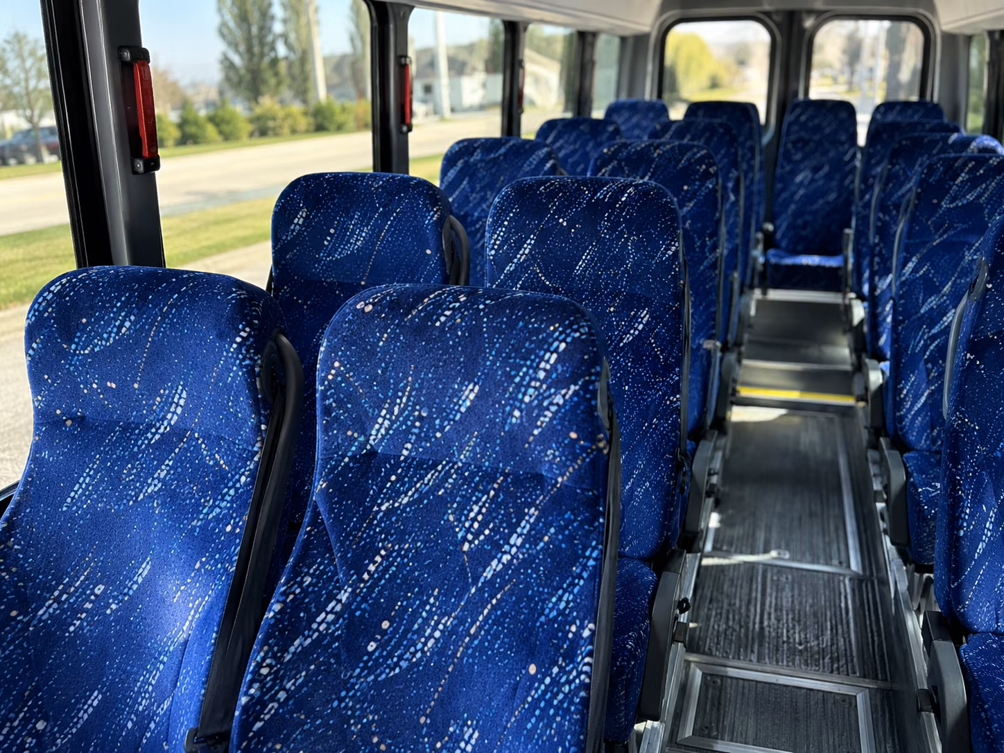 detroit private shuttles for detroit winery tour groups