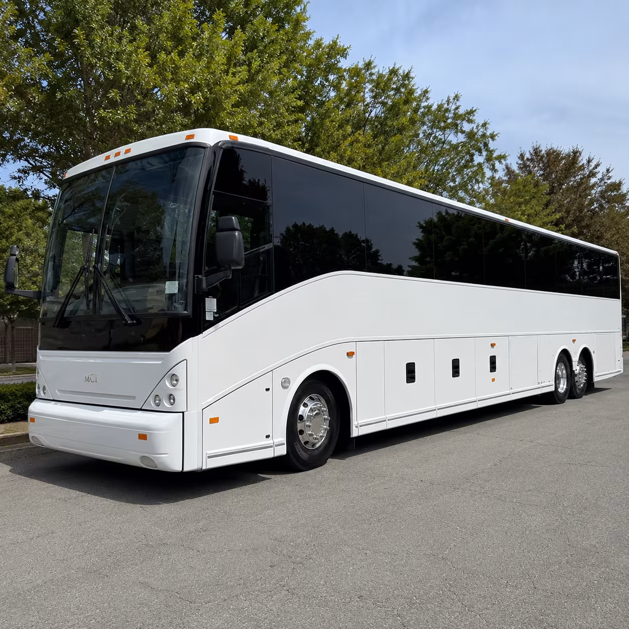 multi day and overnight bus rentals from dearborn heights