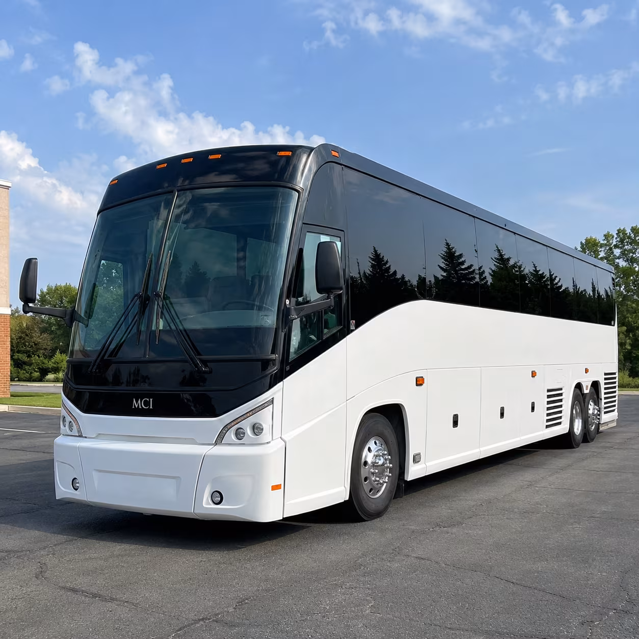 novi attend novi festivals with a charter bus rental