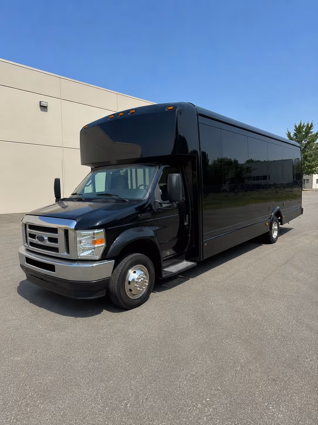 taylor coordinate team and fan travel with taylor bus rentals
