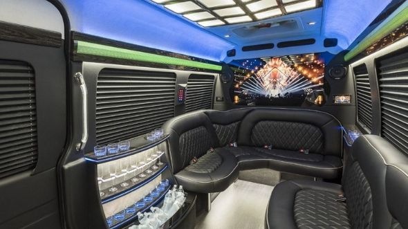 dearborn heights sprinter limo rental rental